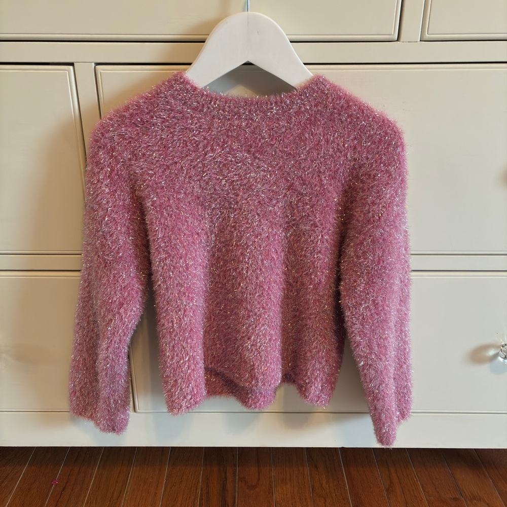 Zara Pink Sparkle Fuzzy Sweater 
Current Season - 2025
4T